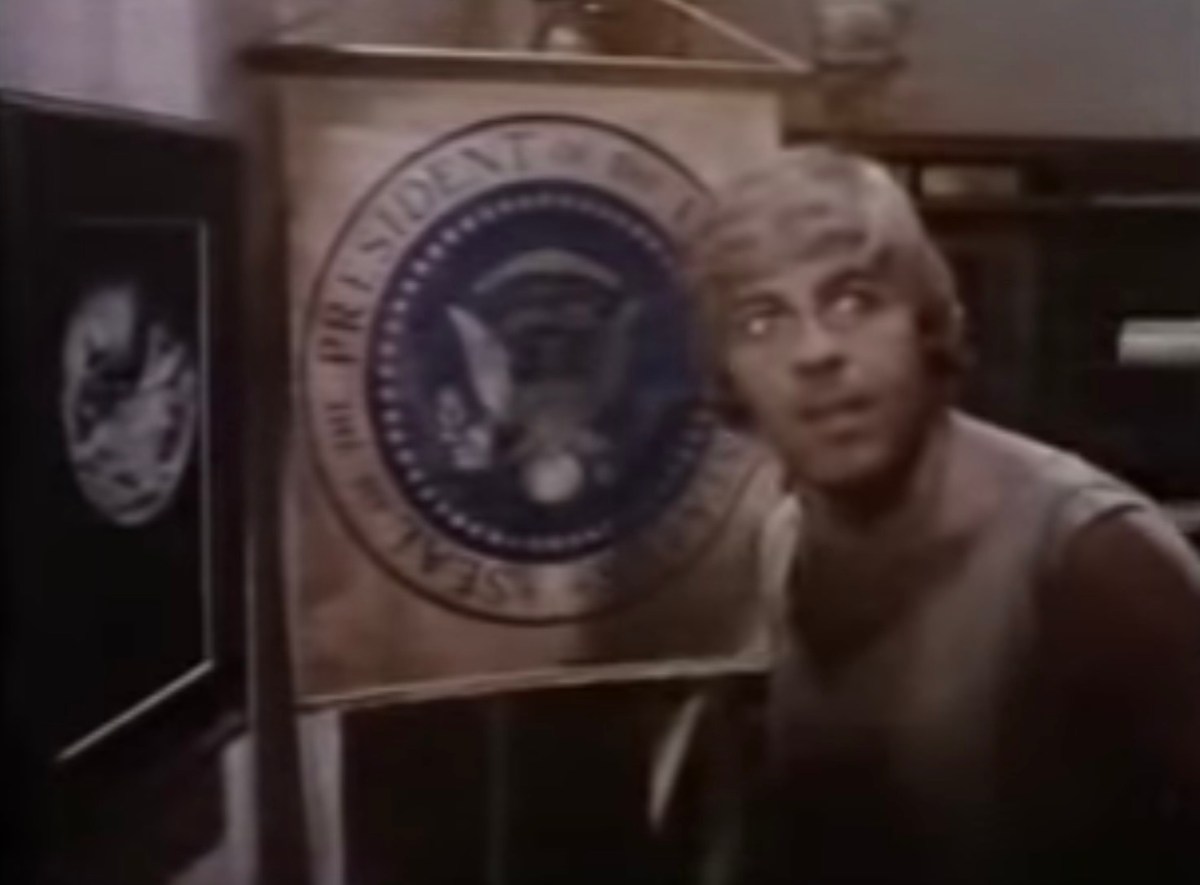 America 3000 – Warren Watched A Movie